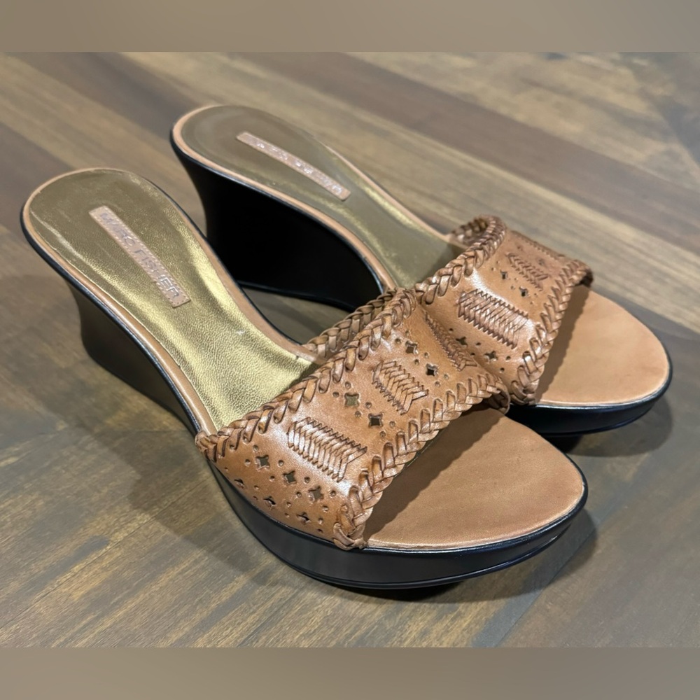 Marc Fisher Women’s 8.5 Leather Sandal Wedge